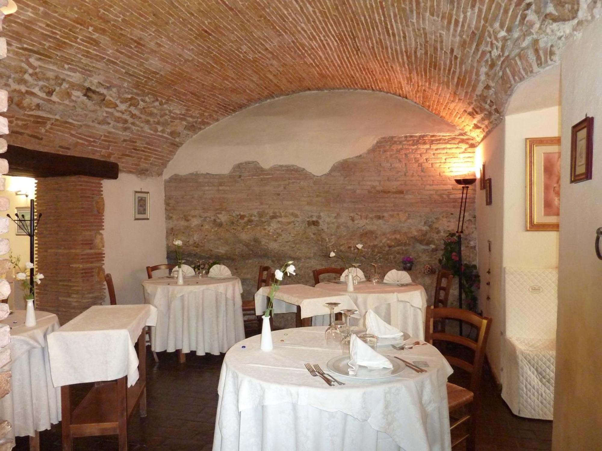 La Rocca Hotel Narni Exterior photo